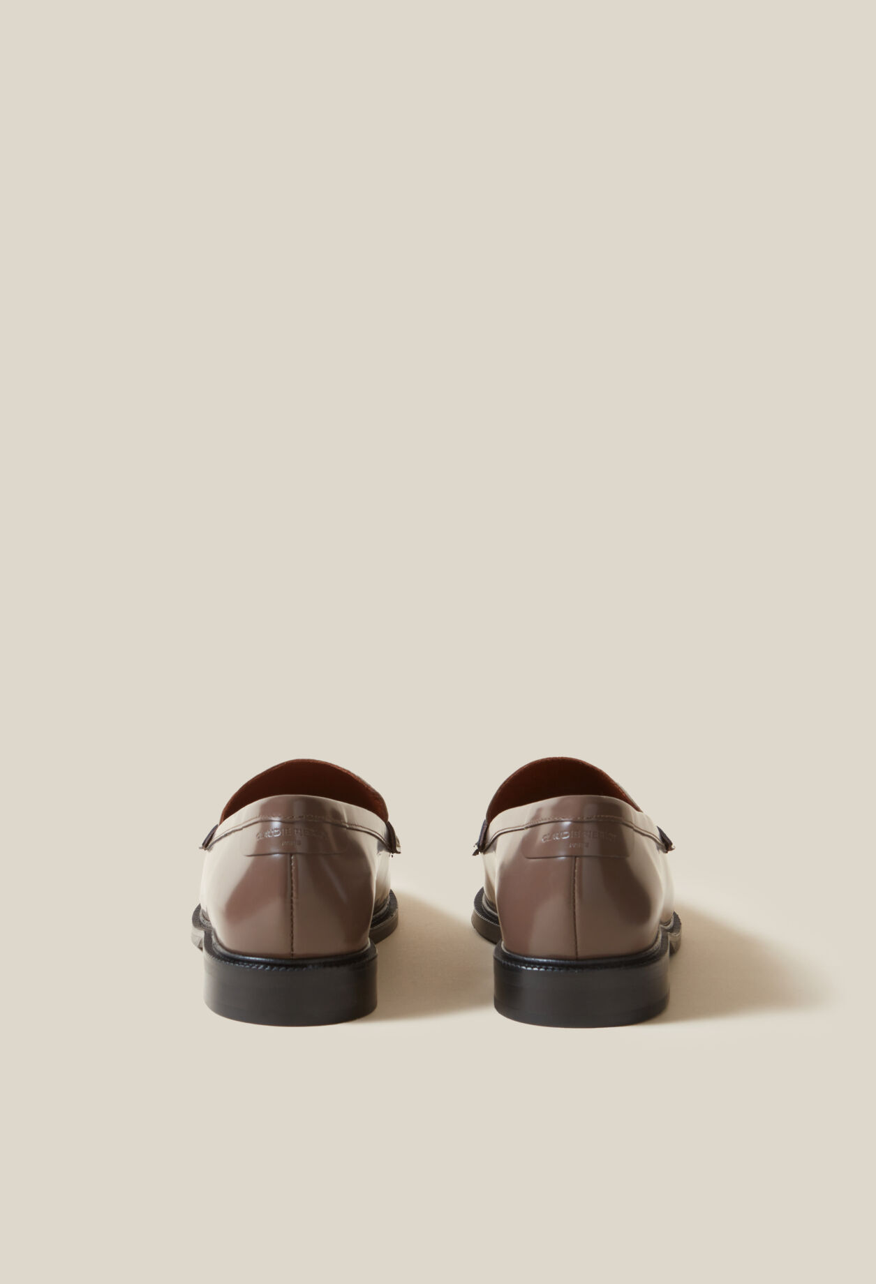 Mocasines bicolor charol