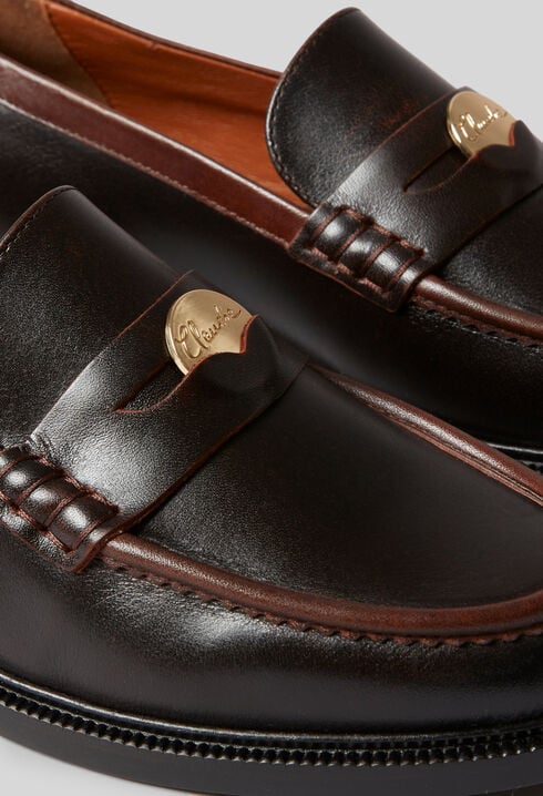 Mocasines de cuero color chocolate