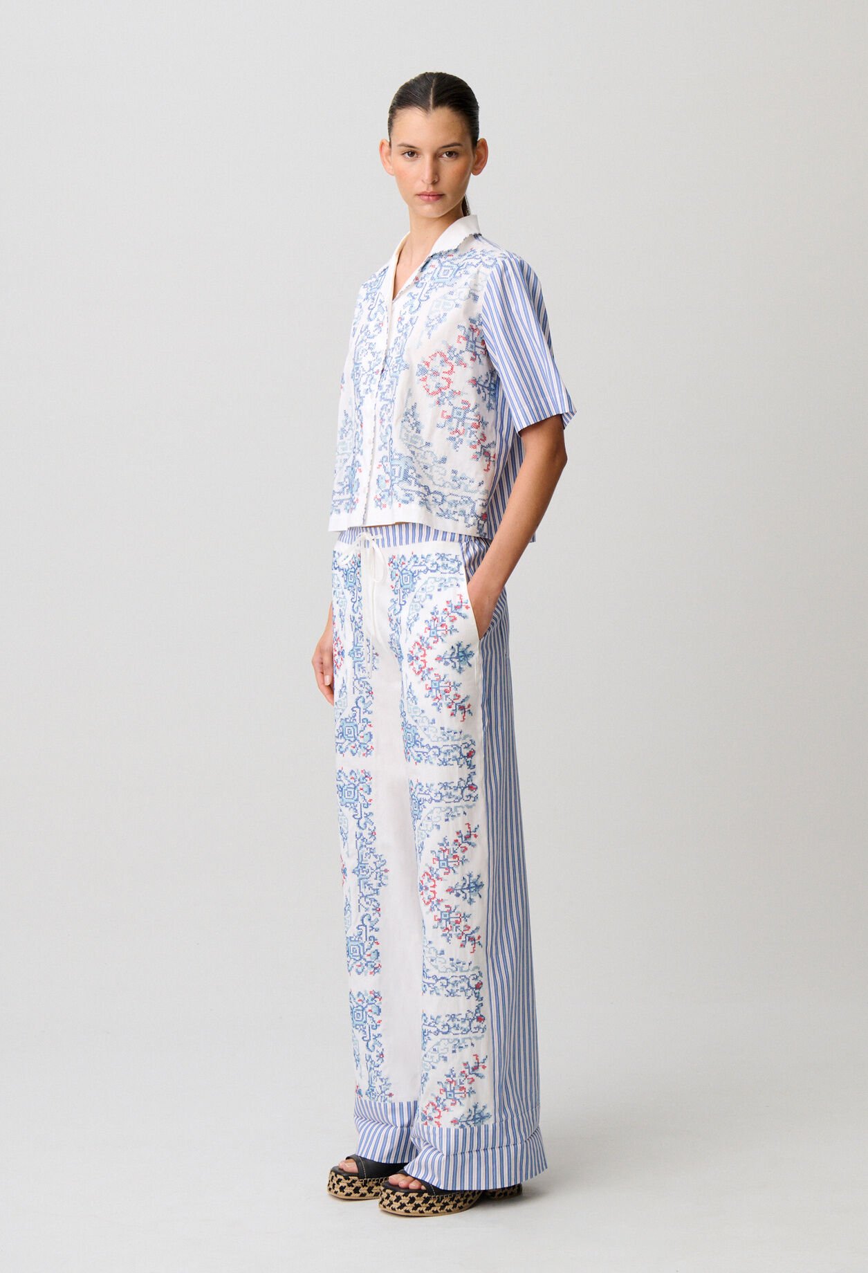 Camisa de algod&oacute;n a rayas