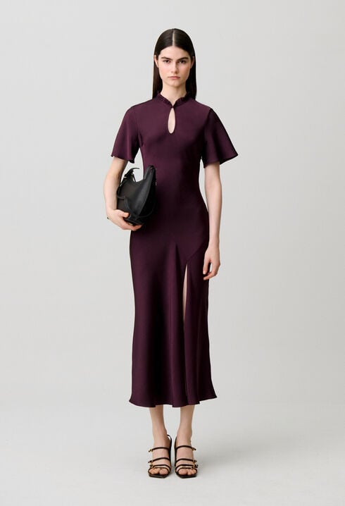 Vestido fluido cuello victoriano