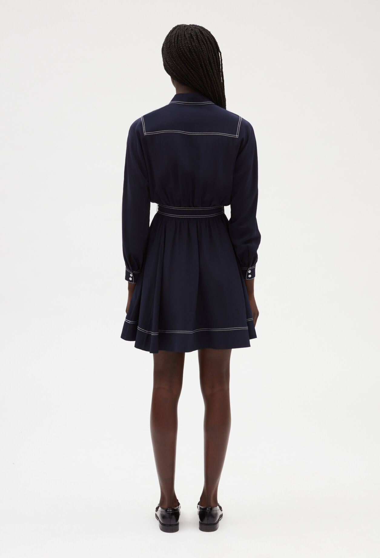 Vestido corto manga larga en seda azul