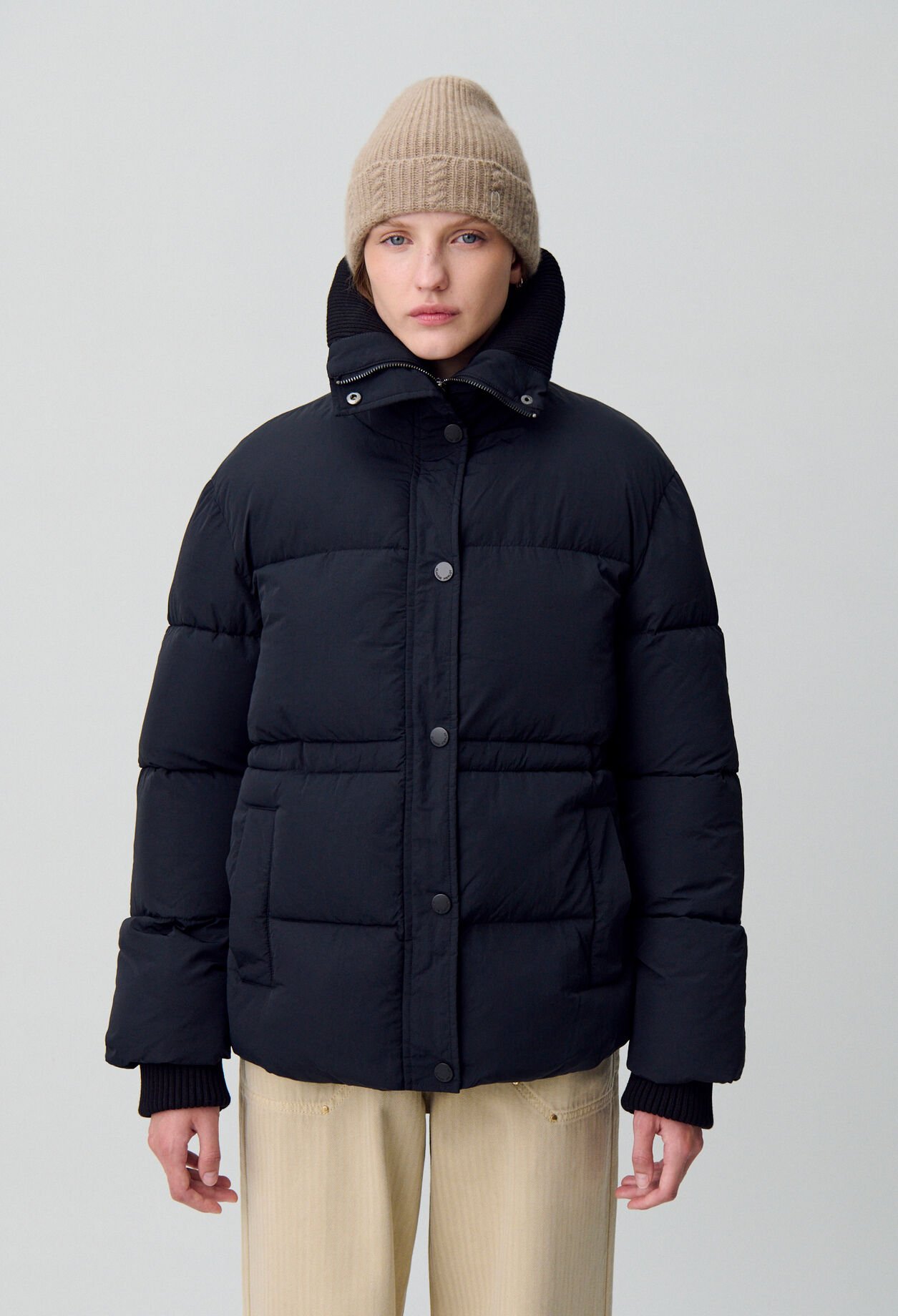 Chaqueta acolchada corta