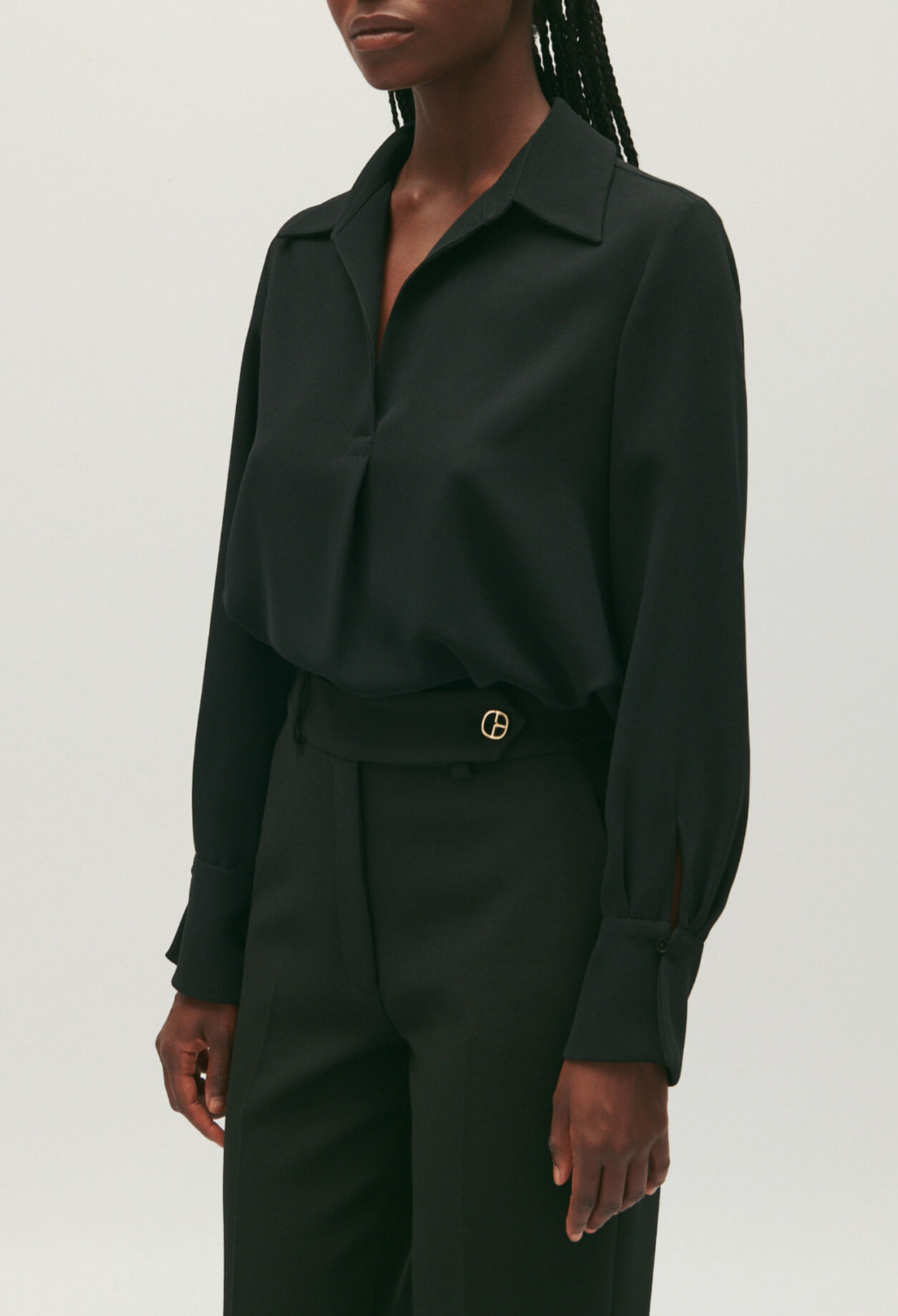 Blusa fluida negra 