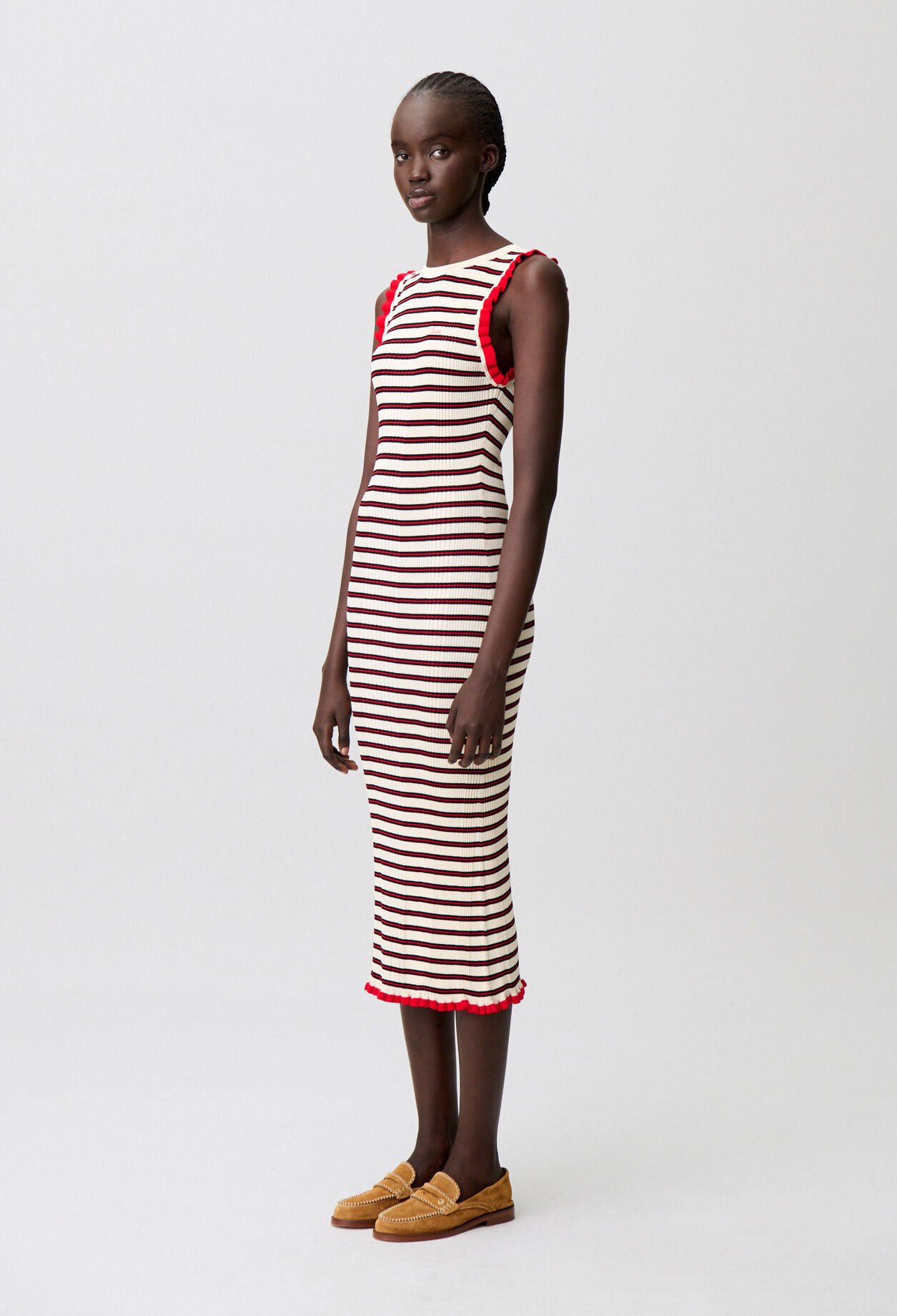 Vestido punto a rayas con volantes