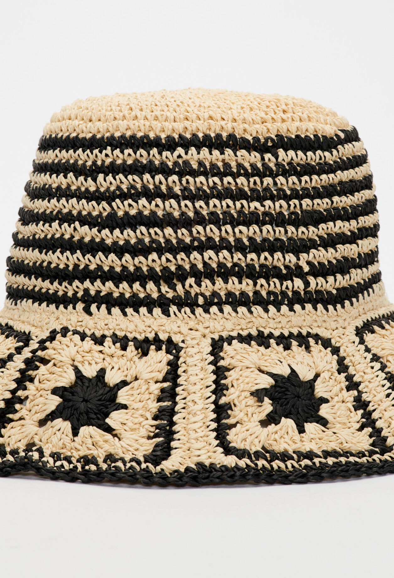 Sombrero bob de crochet