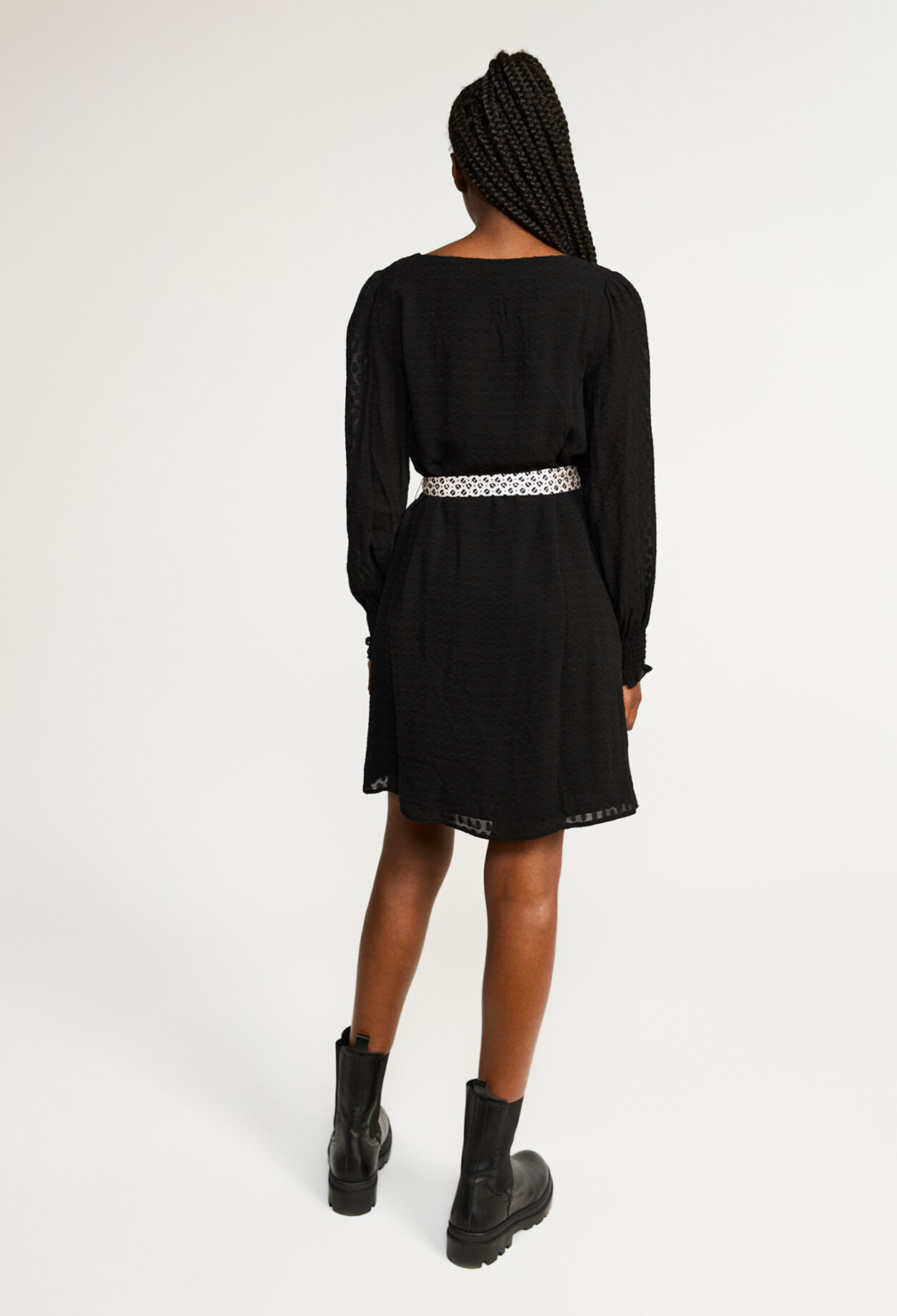 Vestido negro corto