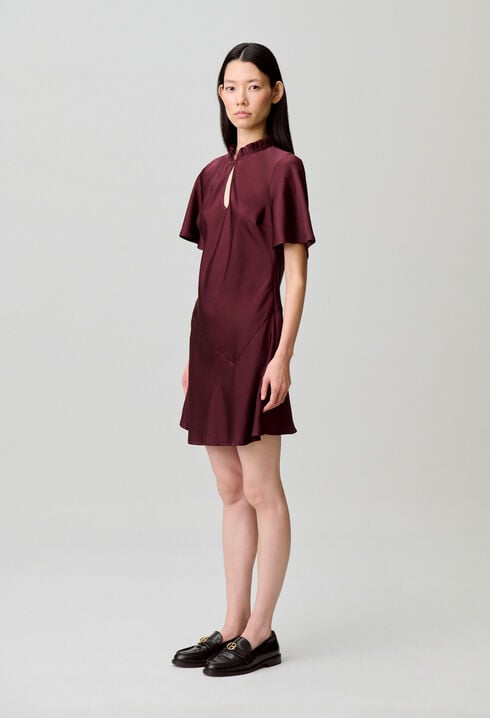 Vestido corto fluido