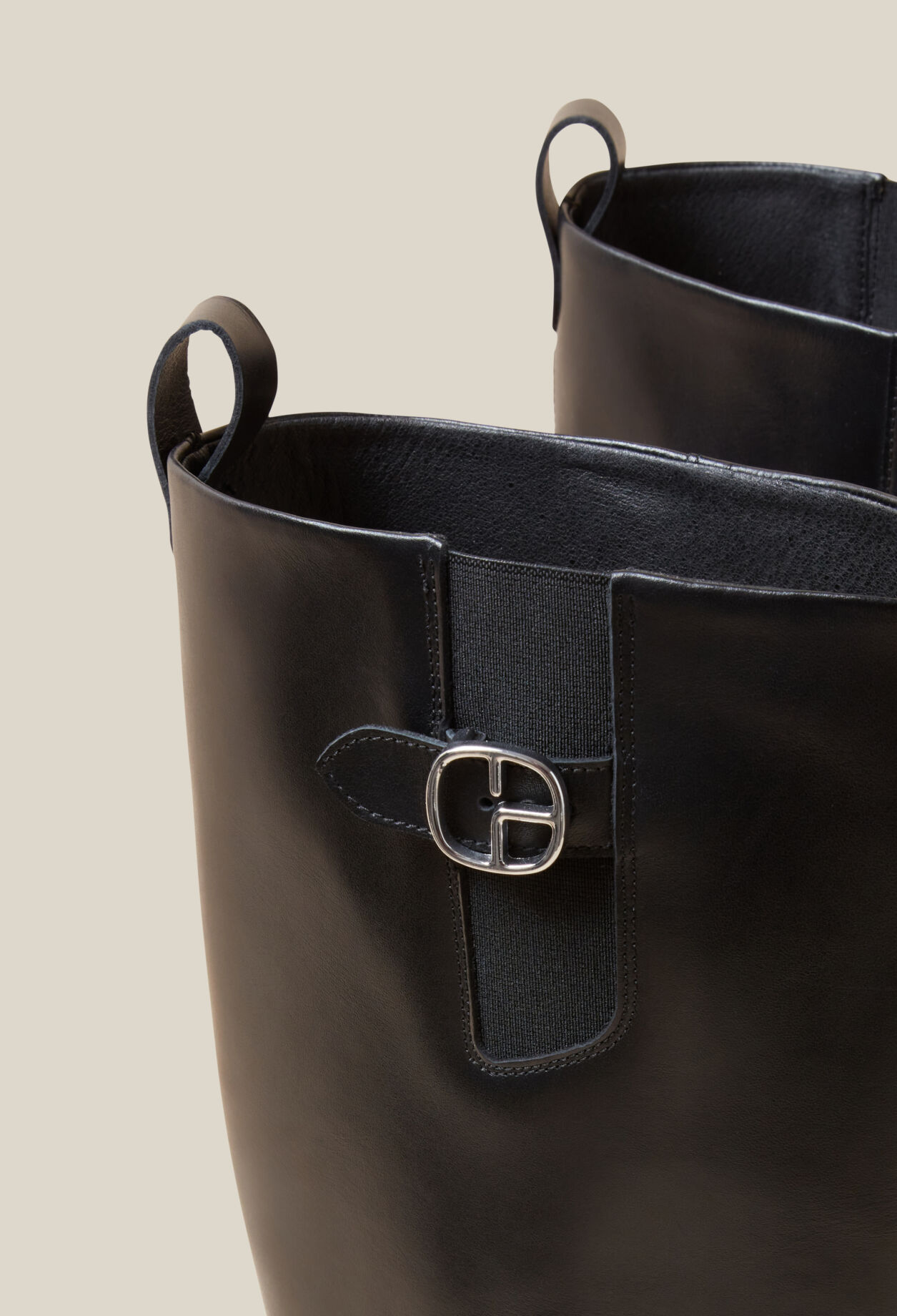 Botas altas de cuero liso