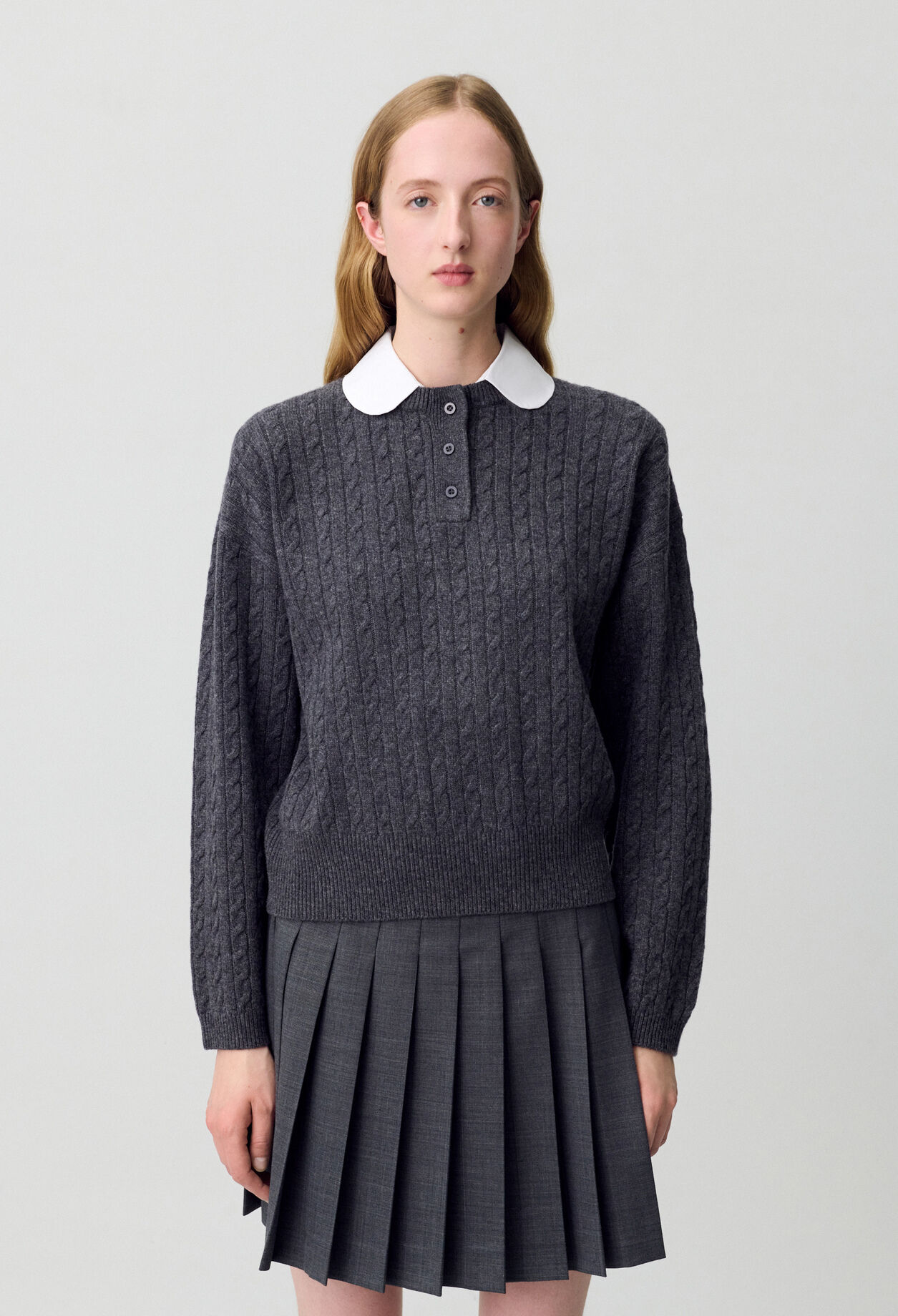 Jersey con cuello bebé.