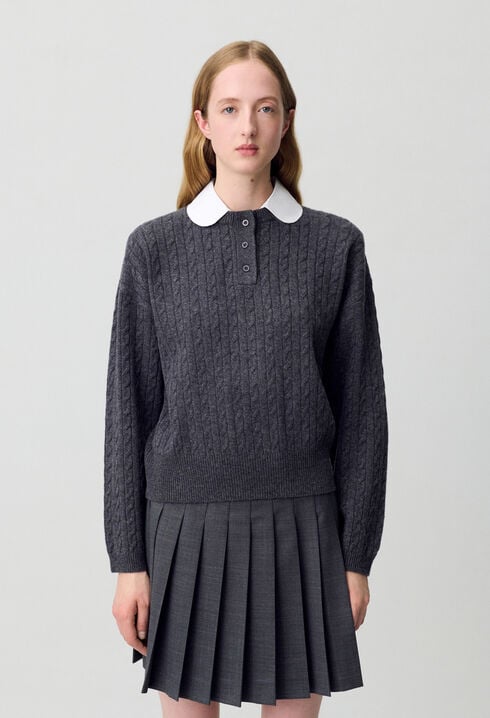 Jersey con cuello bebé.