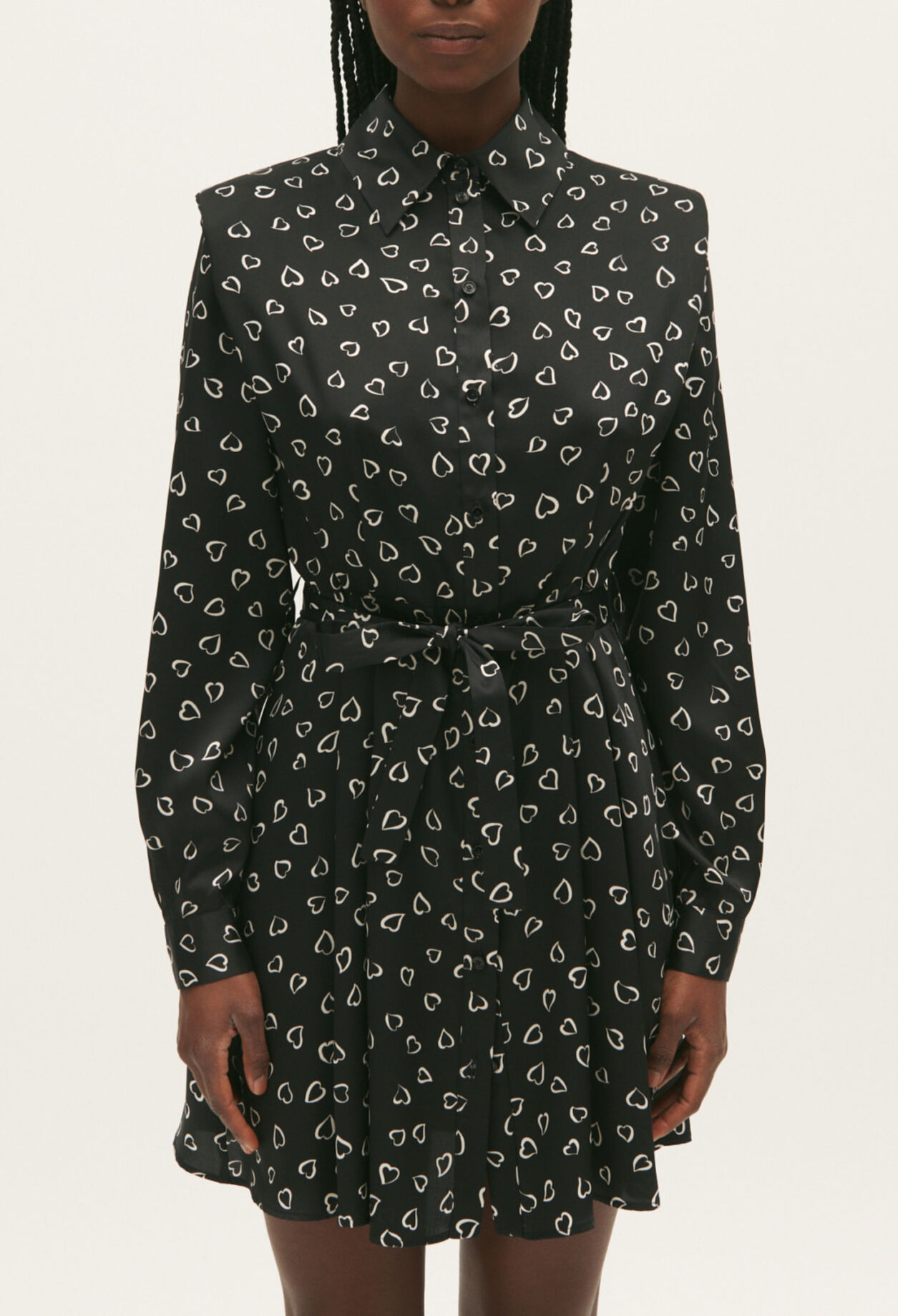 Vestido corto estampado de corazones