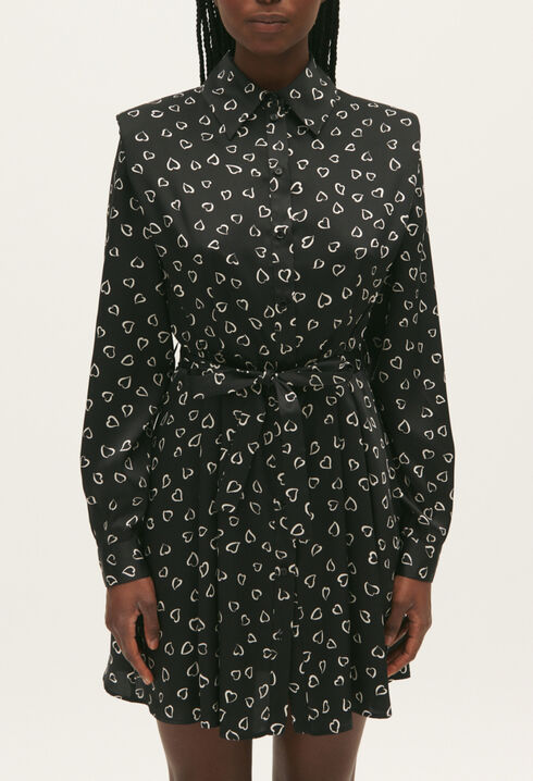 Vestido corto estampado de corazones