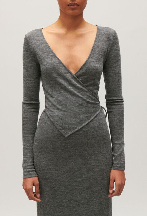 Vestido midi de punto de lana gris claro