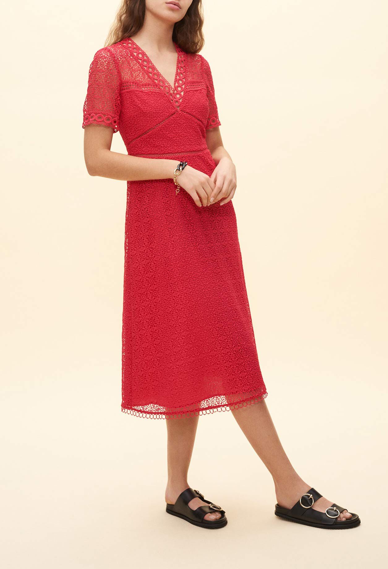 Vestido largo de guipur rojo