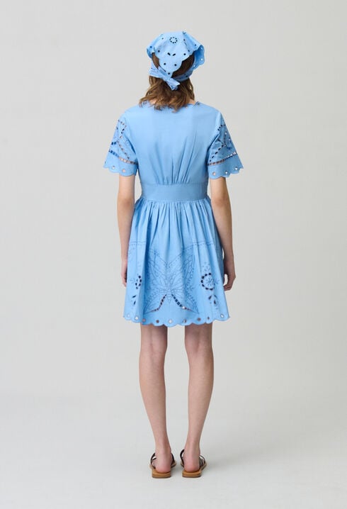 Vestido corto bordados de mariposas