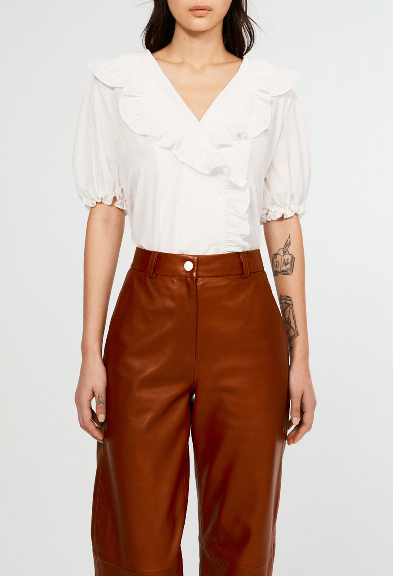 Blusa con cuello de solapa