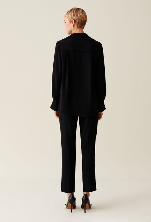 Blusa fluida negra 