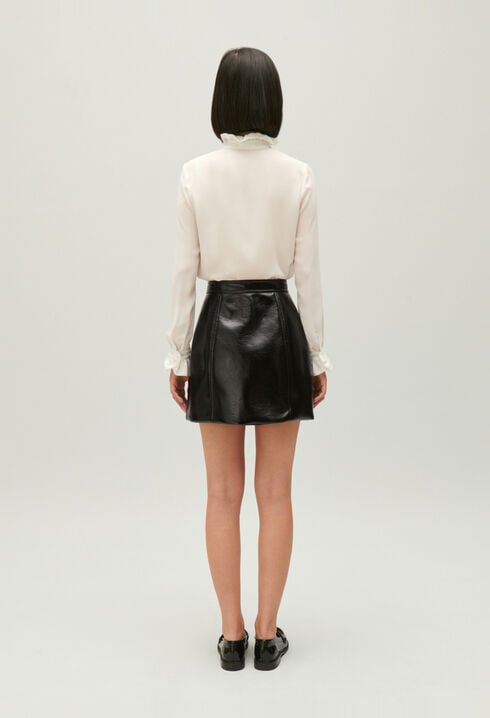 Falda corta negra de vinilo