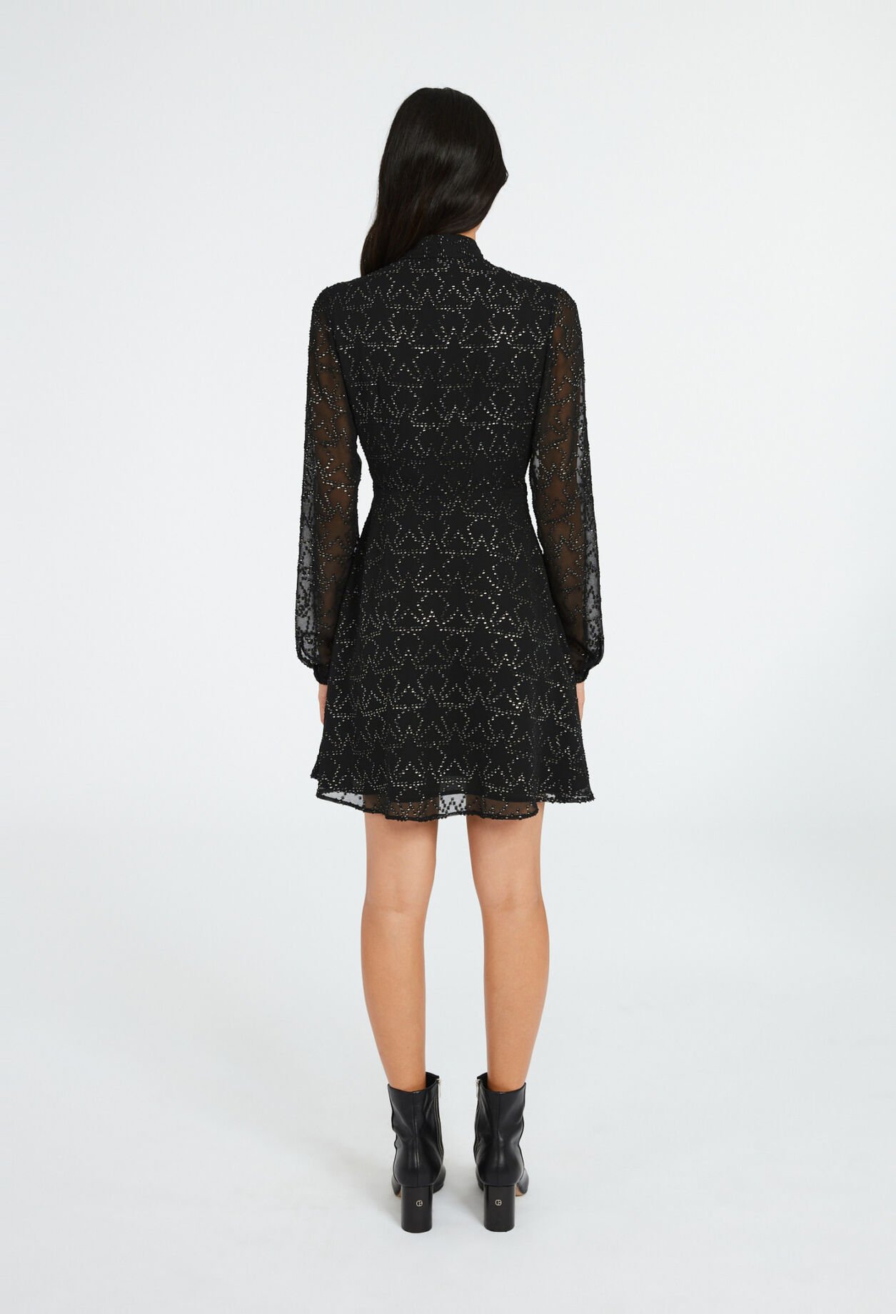 Vestido corto con estampado estrellas