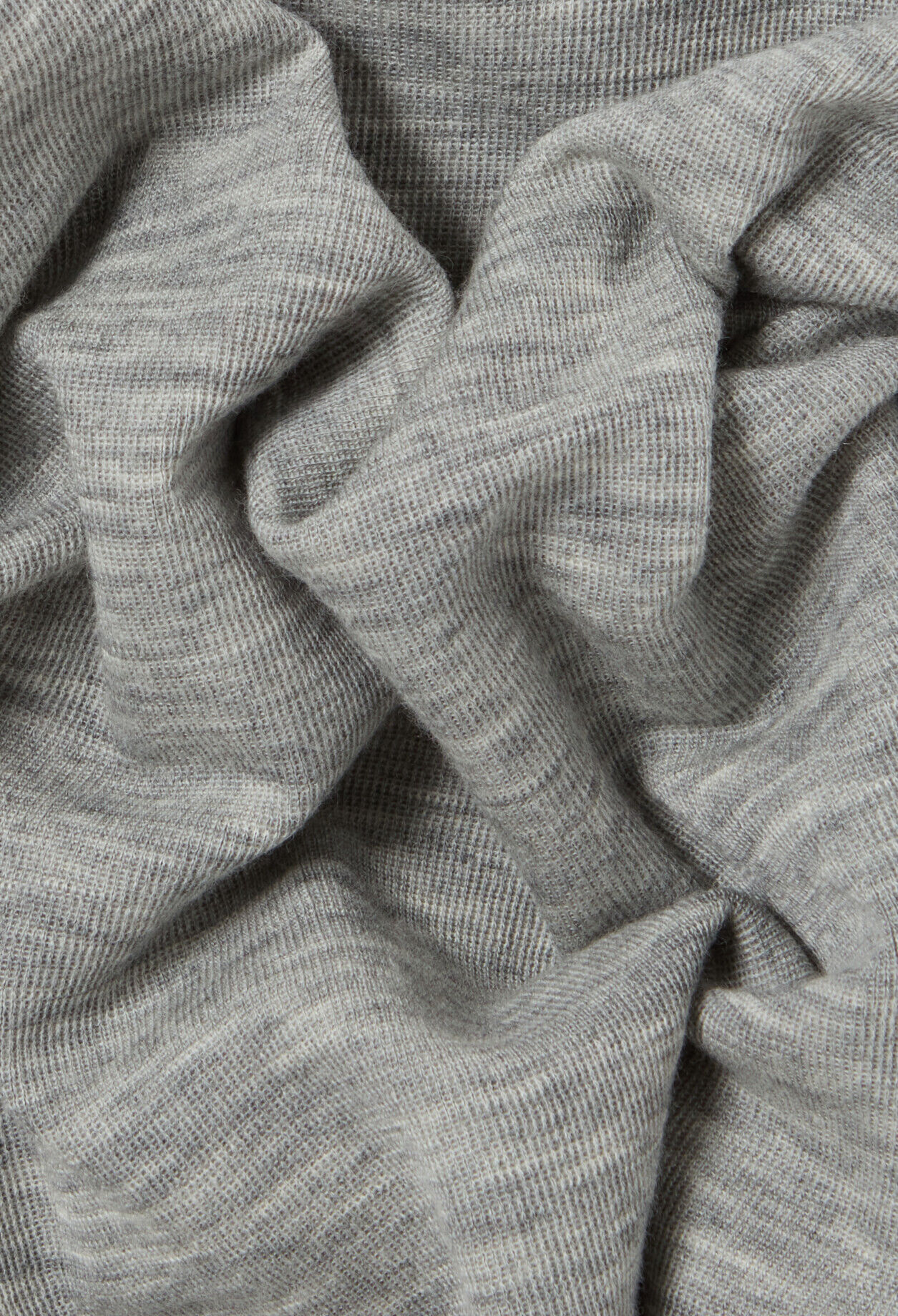 Top gris ajustado de punto