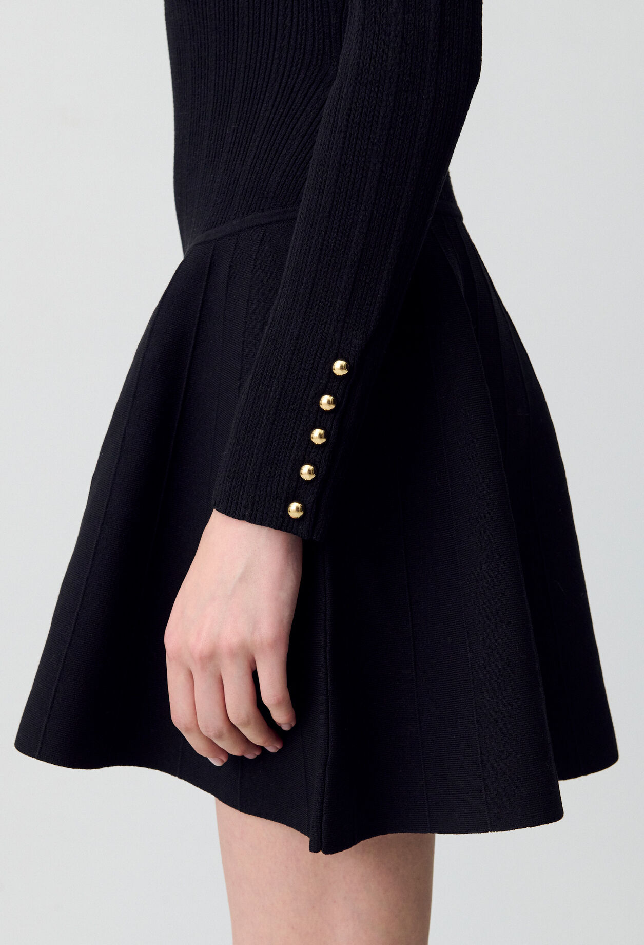 Vestido corto de línea evasé