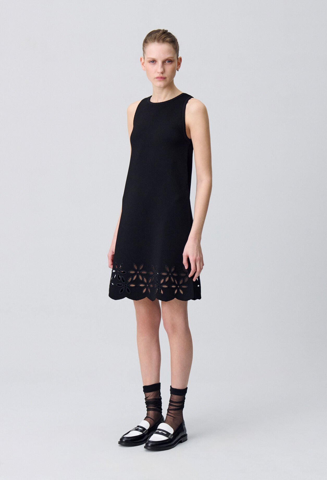 Vestido corto de punto fino