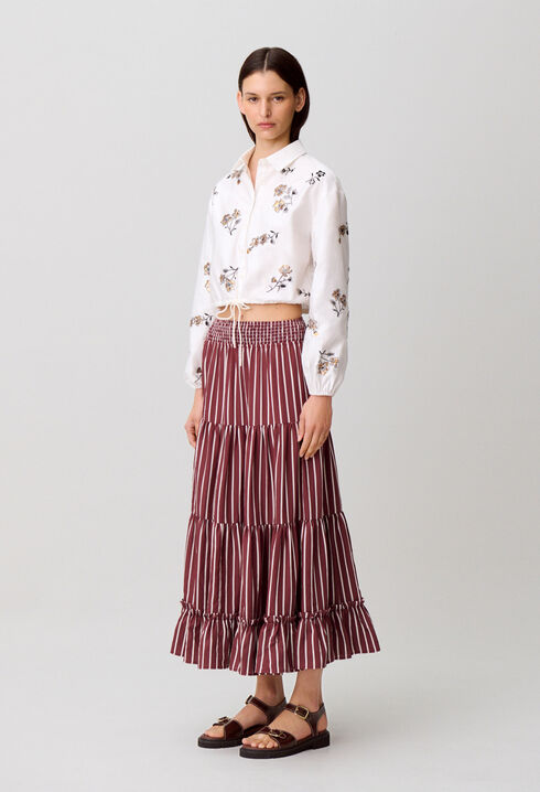 Camisa con flores y lentejuelas