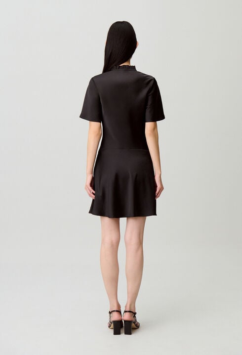 Vestido corto fluido