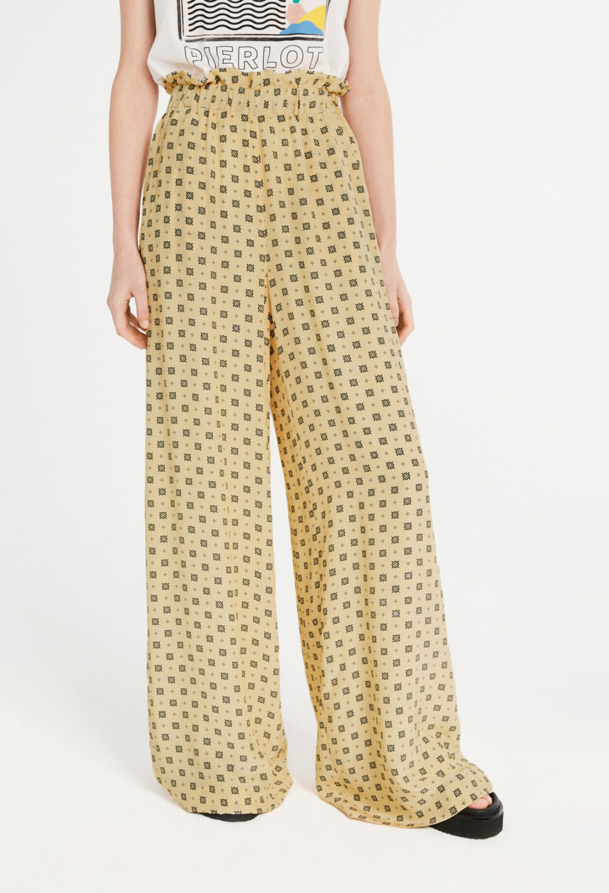 Pantalones fluidos