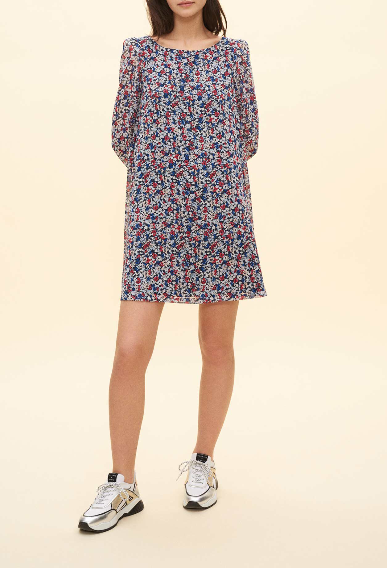 Vestido corto de flores