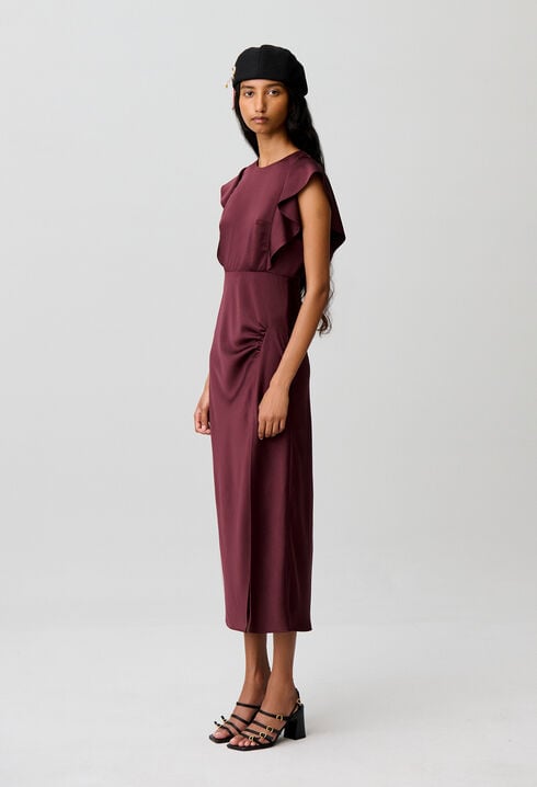 Vestido largo satinado con abertura