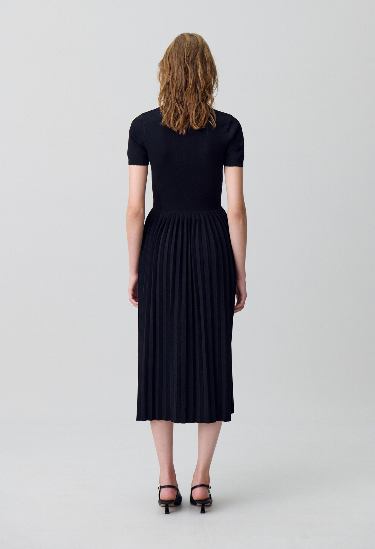 Vestido midi de punto fino