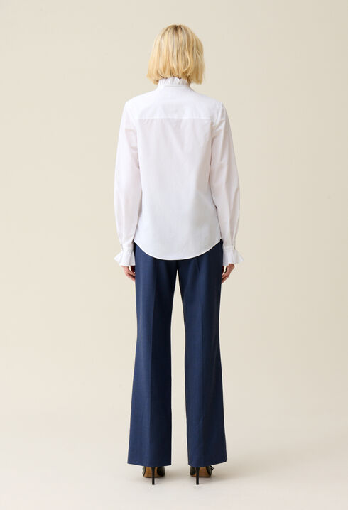 Blusa blanca cuello volante