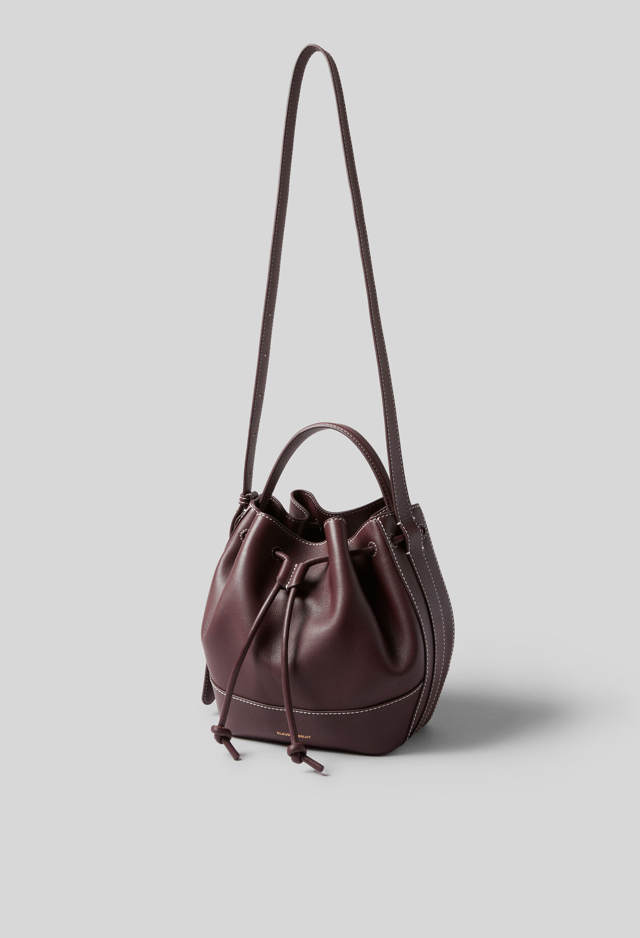 Bolso de cuero tipo saco