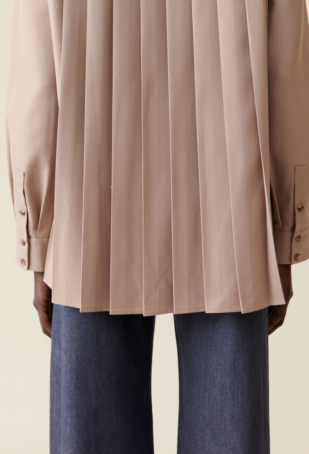 Camisa oversize plisada