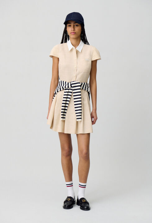 Vestido corto plisado
