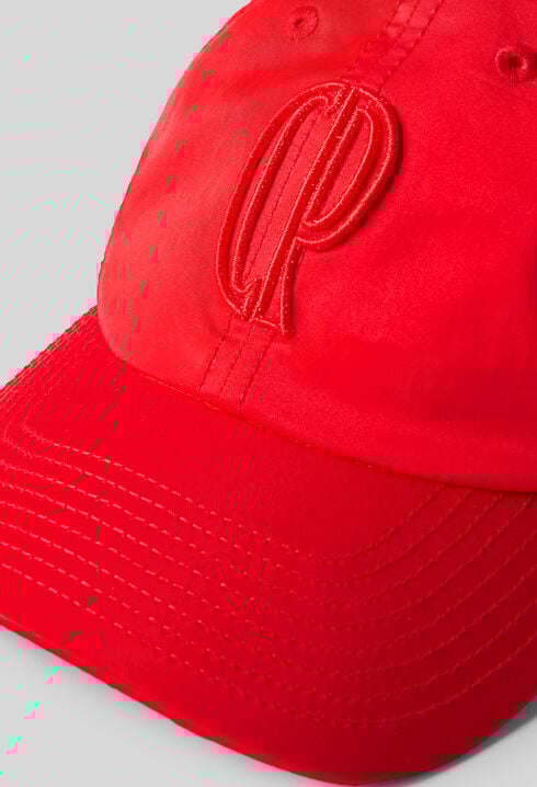 Gorra con monograma CP