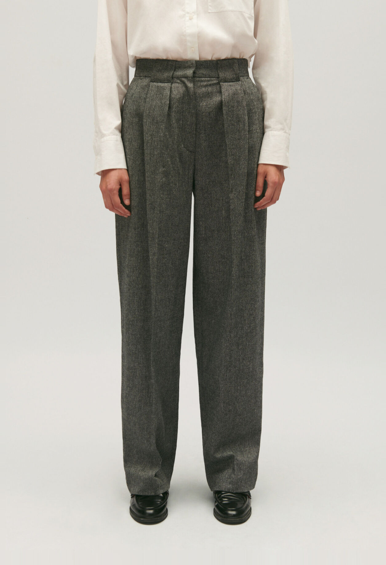 Pantalón de traje ancho