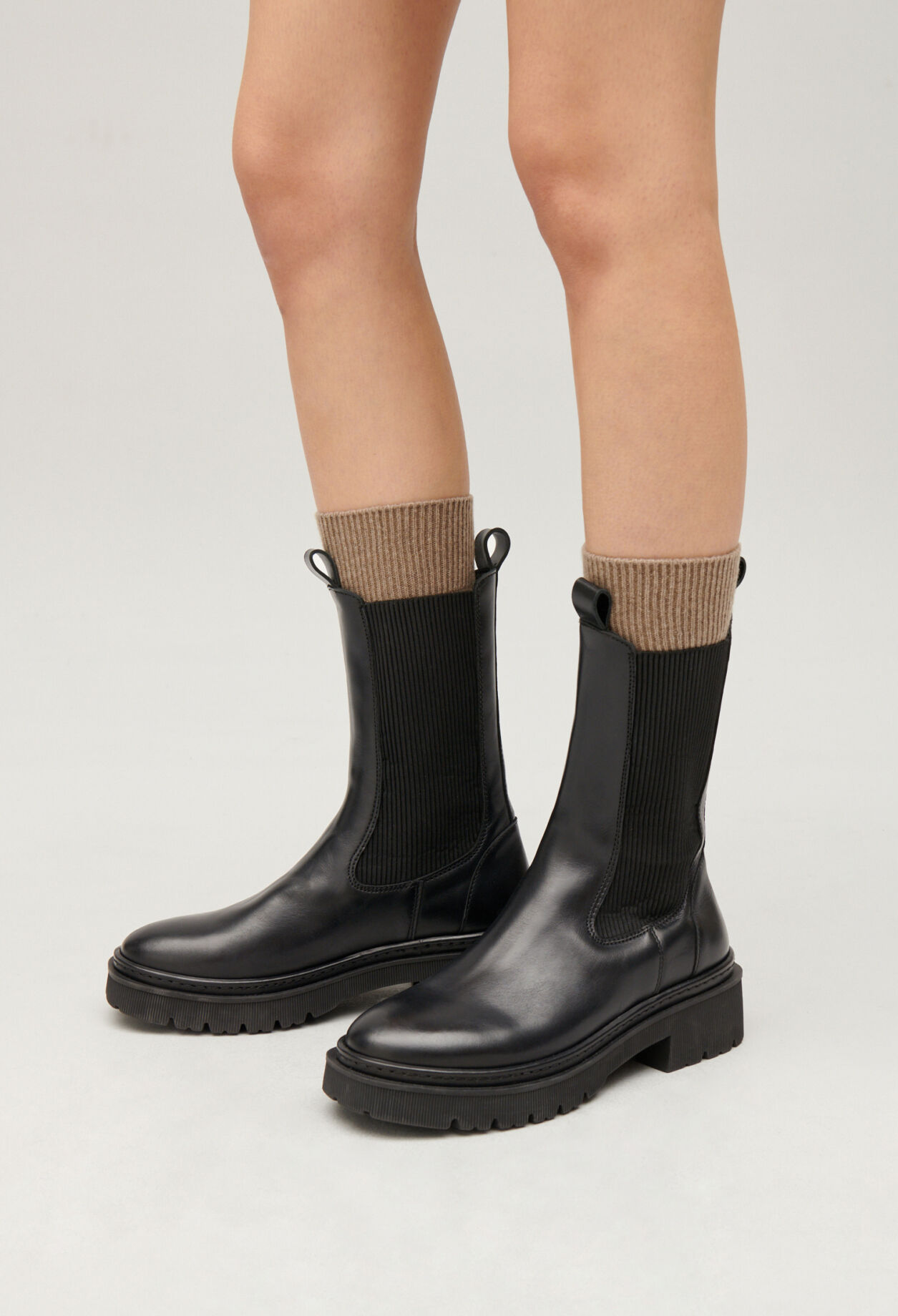 Botas Chelsea cuero negro