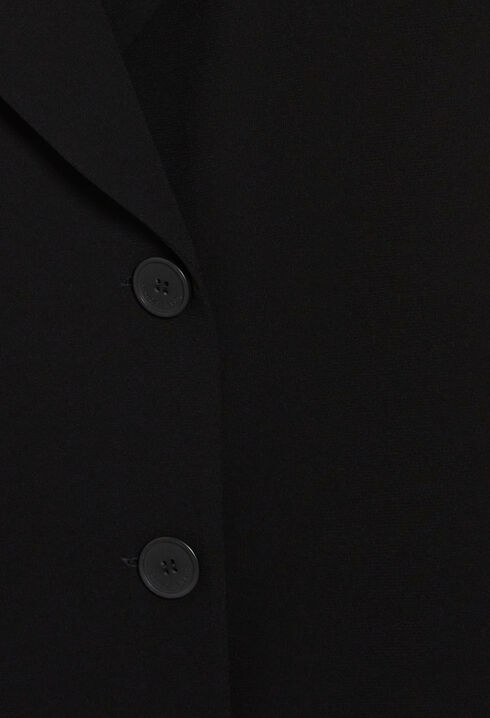 Vestido corto de traje color negro