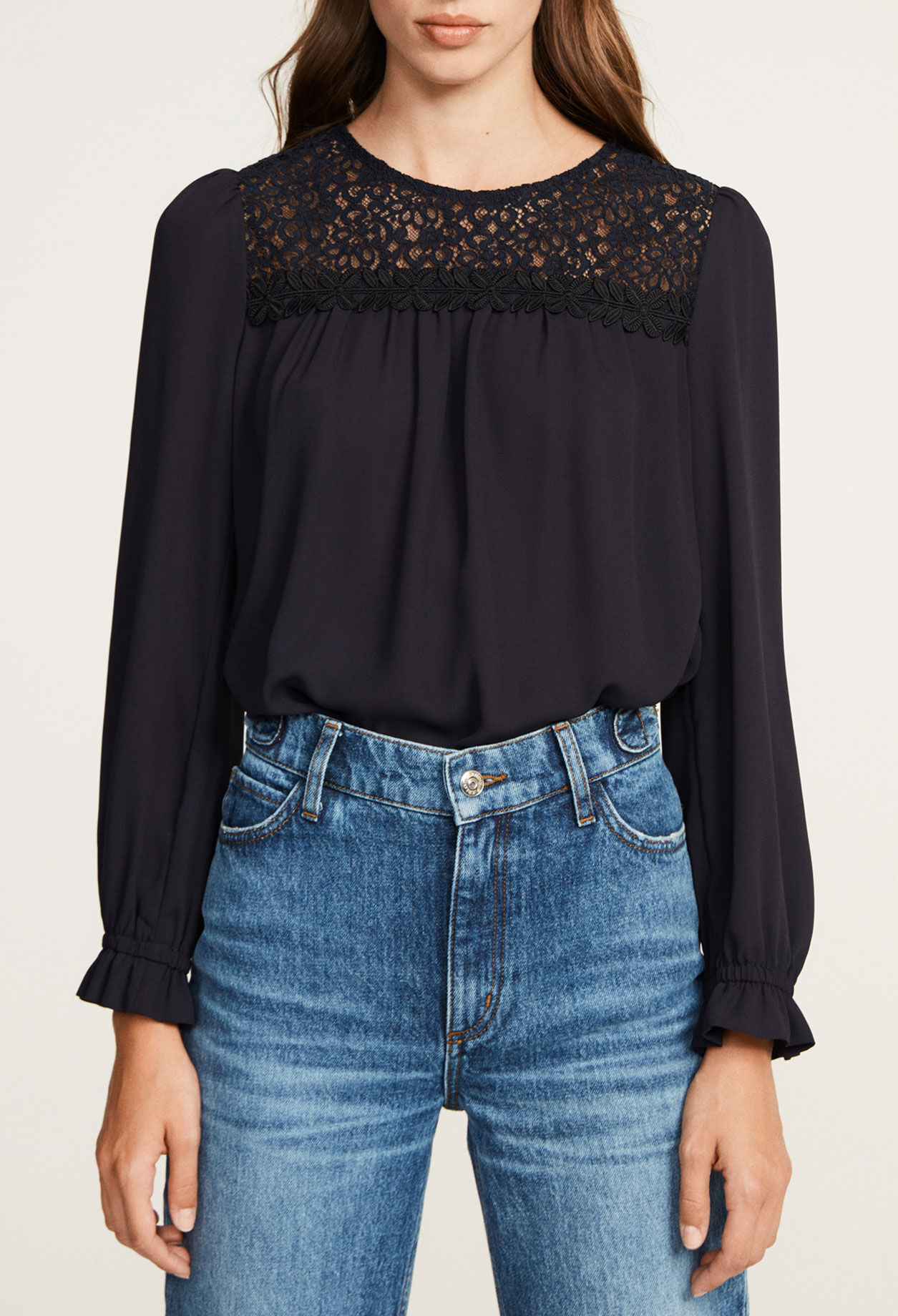 Blusa acampanada