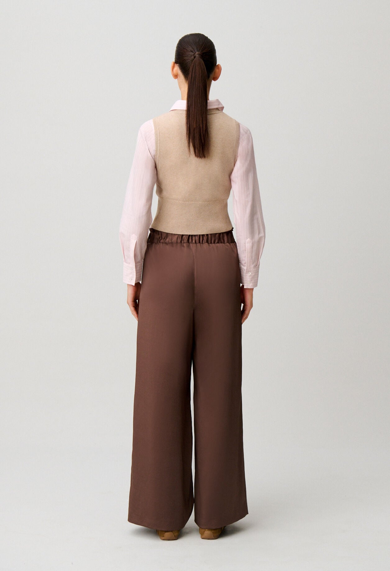 Pantal&oacute;n fluido satinado