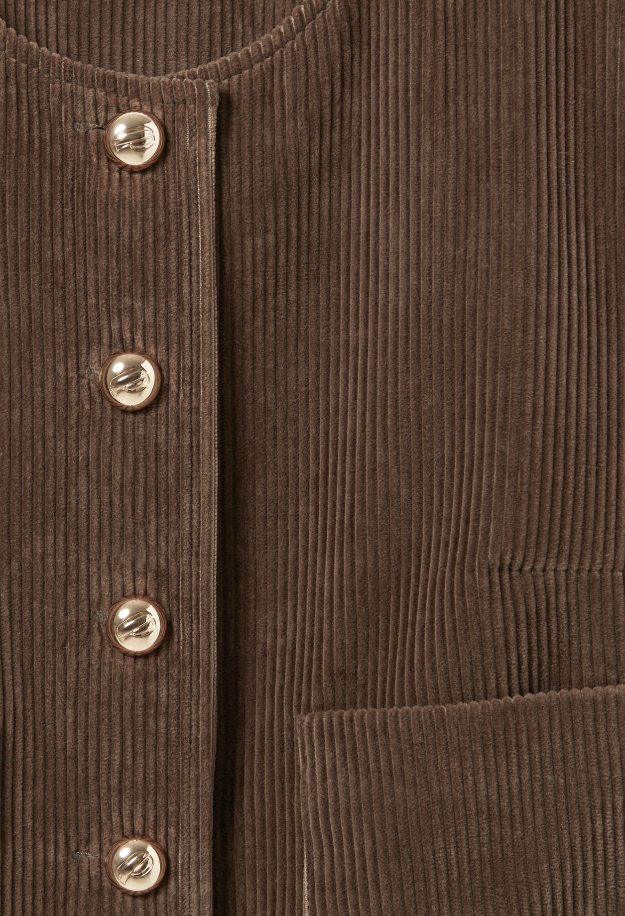 Chaqueta corta de terciopelo