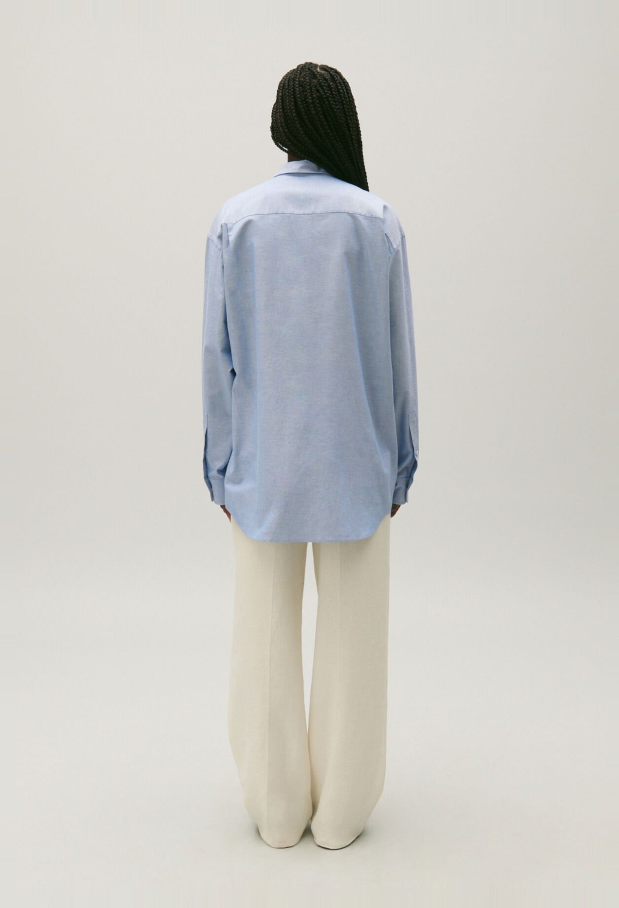 Camisa de algodón azul celeste