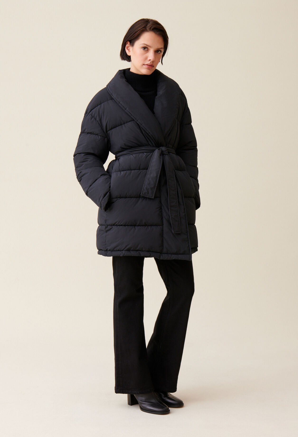 Chaqueta cuello chal con cinturón
