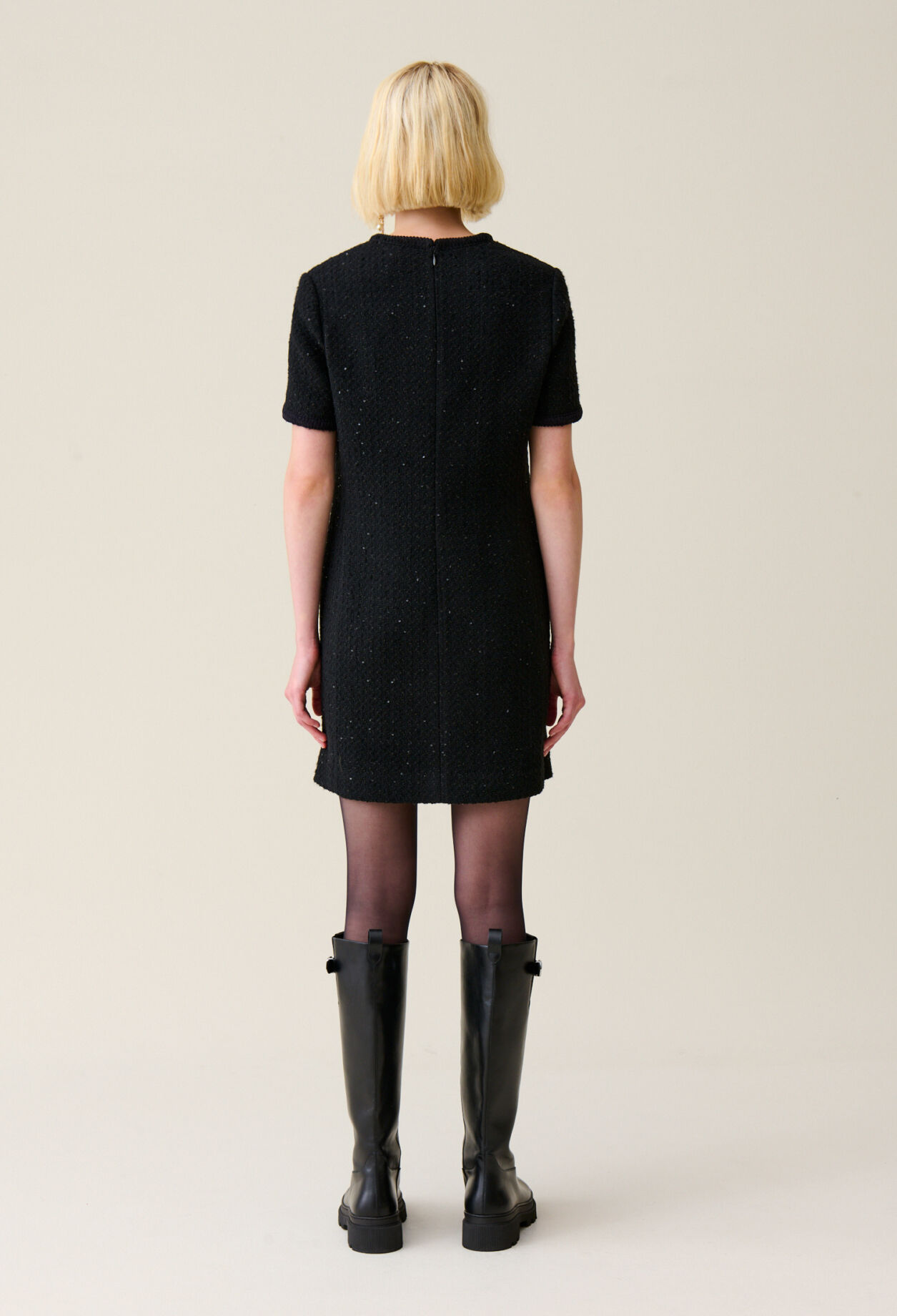 Vestido corto de tweed negro