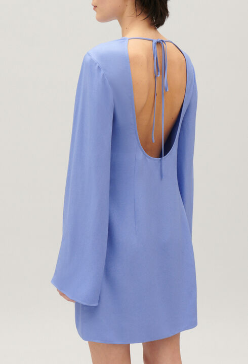 Vestido corto espalda abierta lavanda