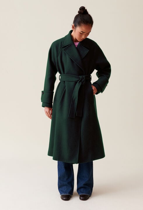 Abrigo largo estilo trench verde