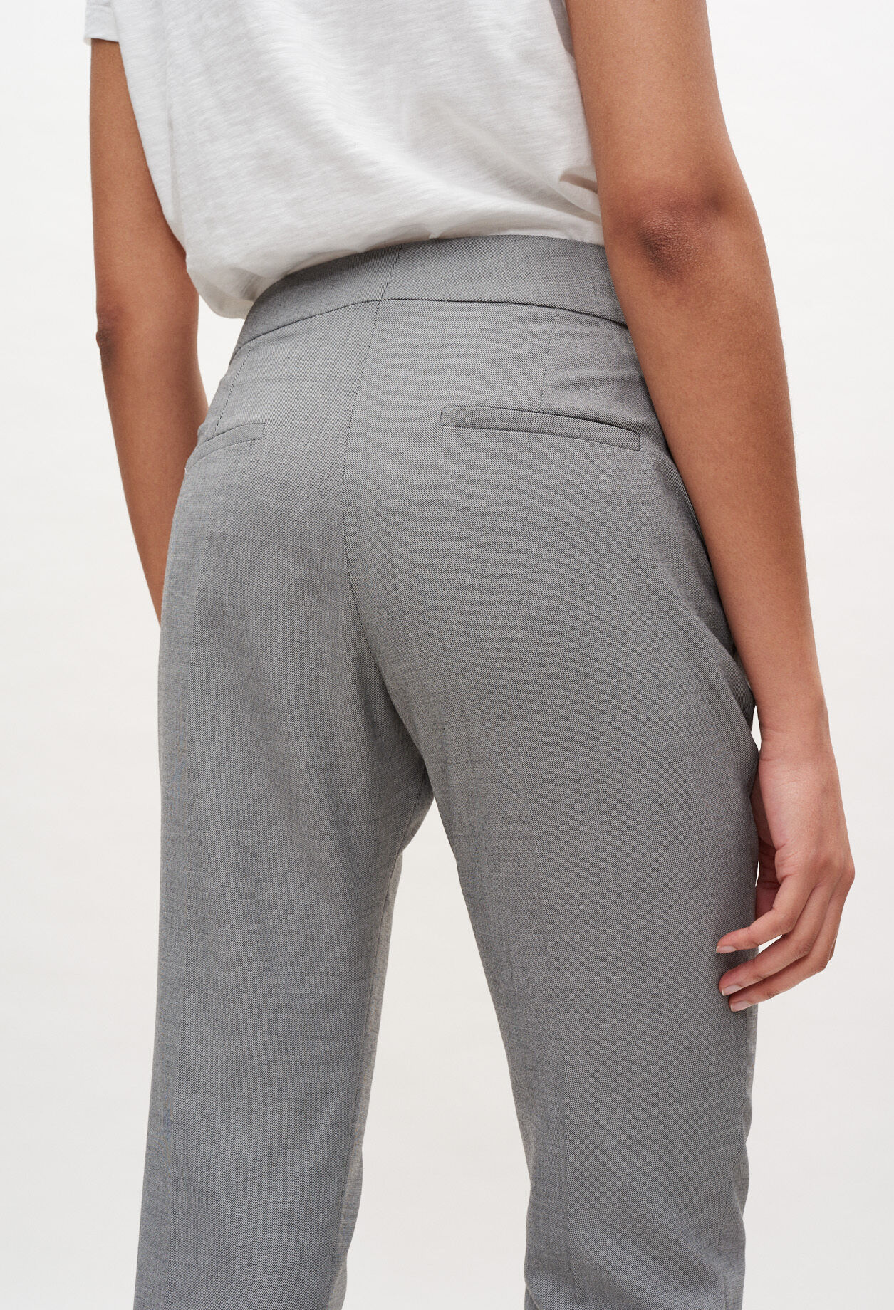 Pantalón sastre de talle alto