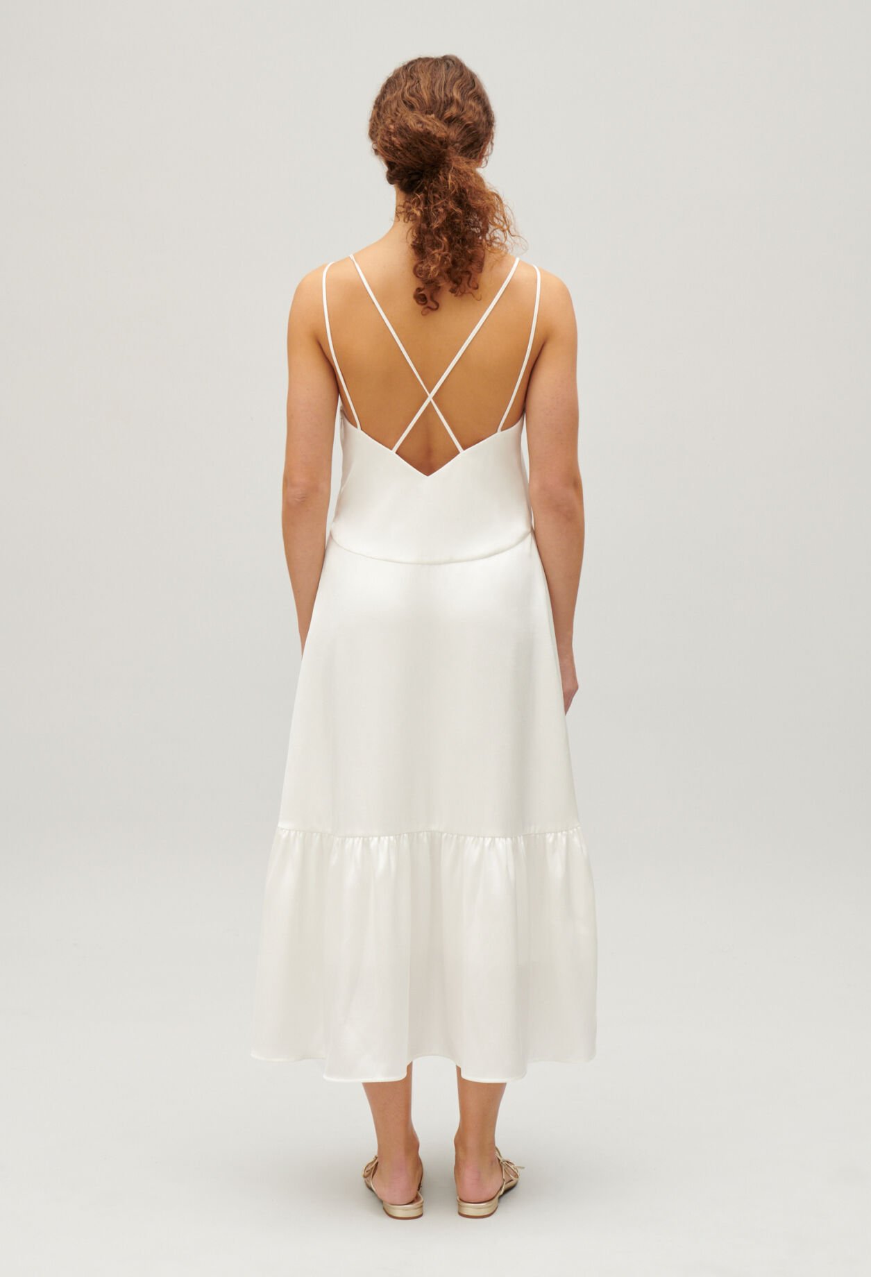 Vestido midi de raso